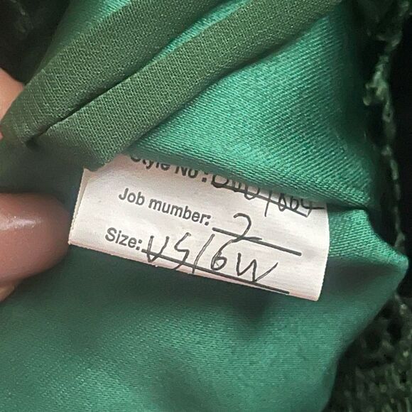 V Neck A Line Long Mother of The Bride Dress Lace Appliques Bridesmaid Dress - Picture 5 of 5